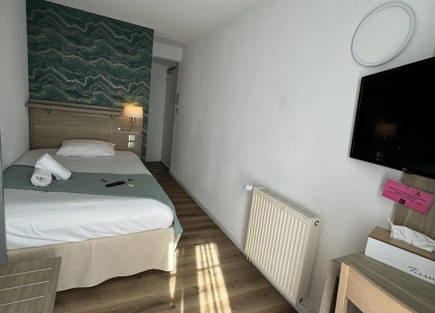 Couett'Hotel Brest Port De Plaisance, Les Pieds Dans L'Eau