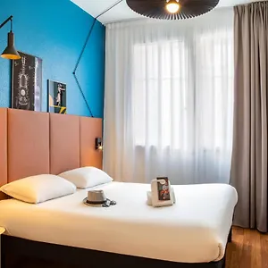 Ibis Ornano Montmartre Nord 18eme París