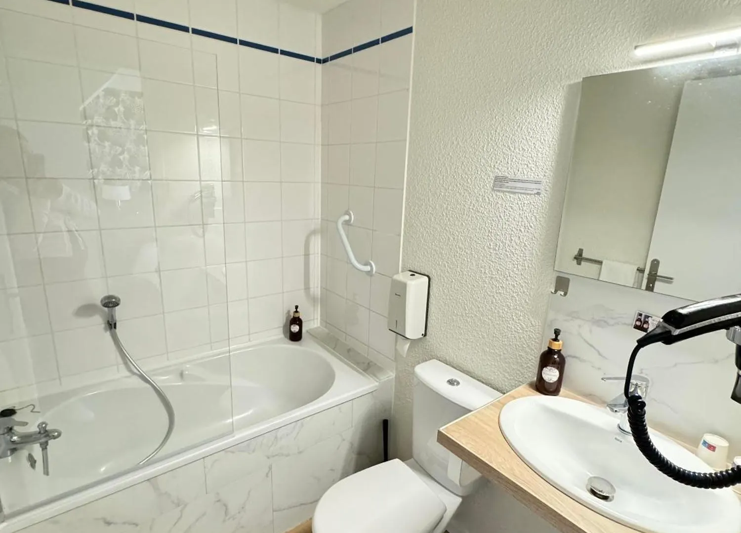 Couett'Hotel Brest Port De Plaisance, Les Pieds Dans L'Eau 酒店